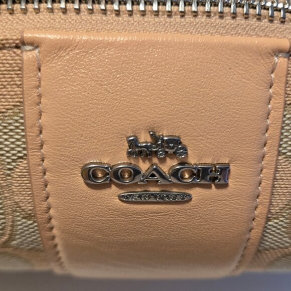 Coach NWT Nolita Barrel Bag In Signature Jacquard - Picture 3 of 6
